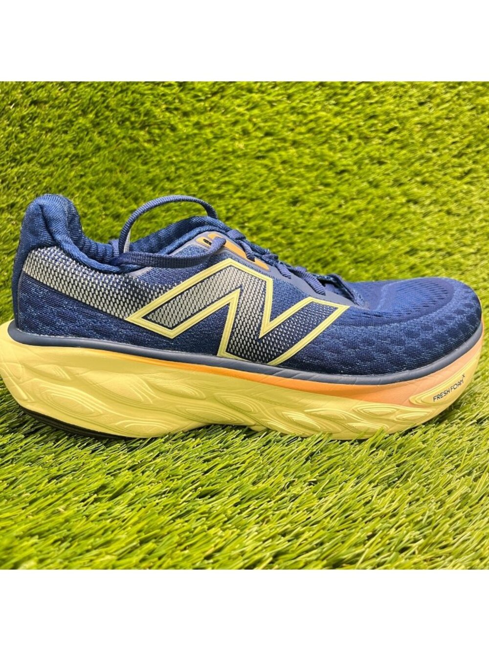 New Balance Fresh Foam X 1080v14 Womens Size 7.5 Blue Running Shoes Sneakers